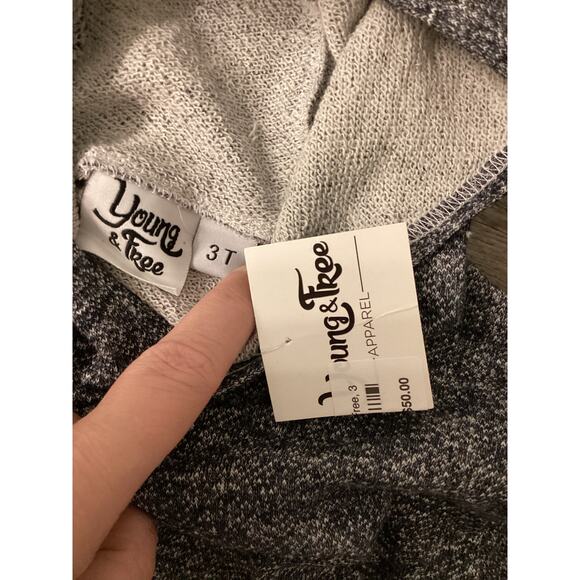 Young and Free Textured Pullover - Picture 2 of 2